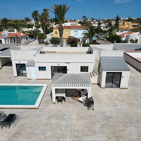 Pink Lagoon Villa Torrevieja Bagian luar foto