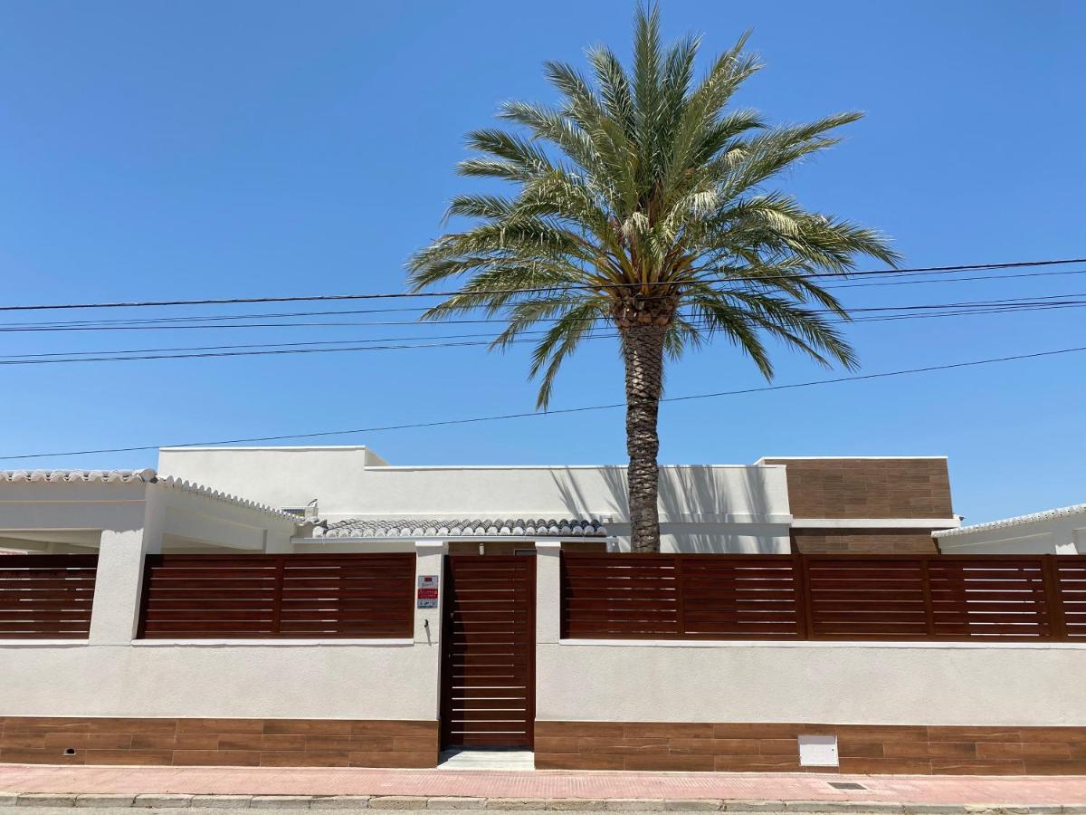 Pink Lagoon Villa Torrevieja Bagian luar foto